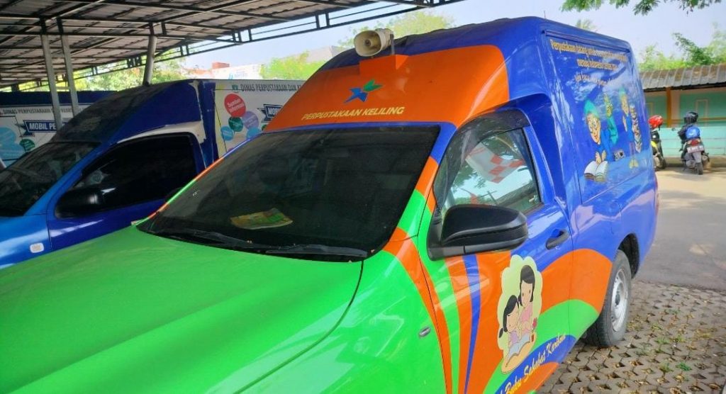 Perluas Akses Layanan, Dinas Perpustakaan dan Kearsipan Provinsi Banten Buka Layanan Perpustakaan Keliling