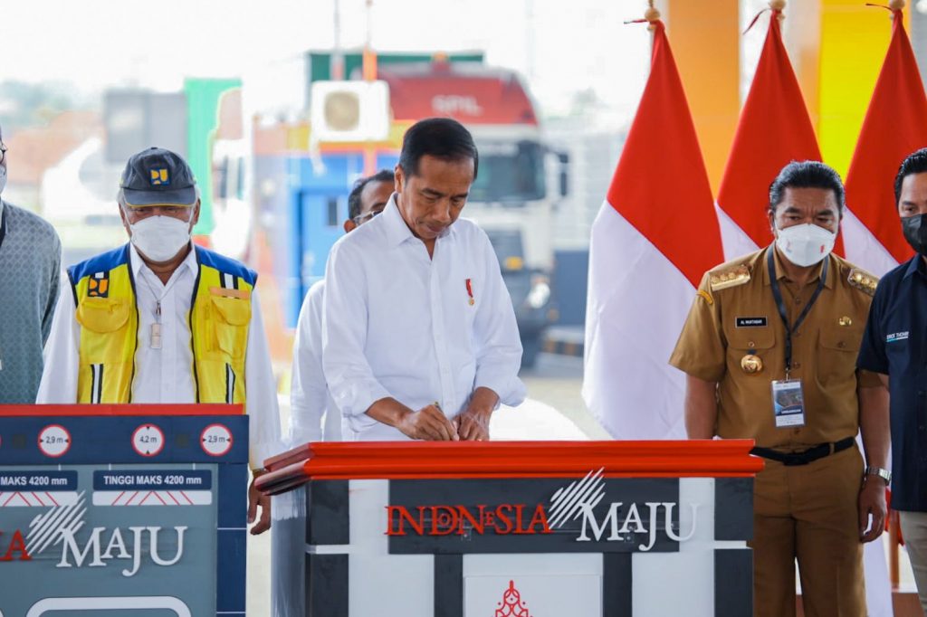 Jokowi Resmikan Tol Cibitung-Cilincing dan Serpong-Balaraja Seksi 1