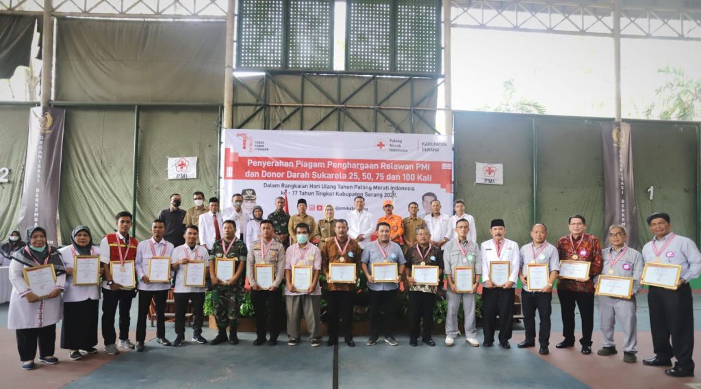 Ratusan Pendonor Darah di Kabupaten Serang Diganjar Penghargaan
