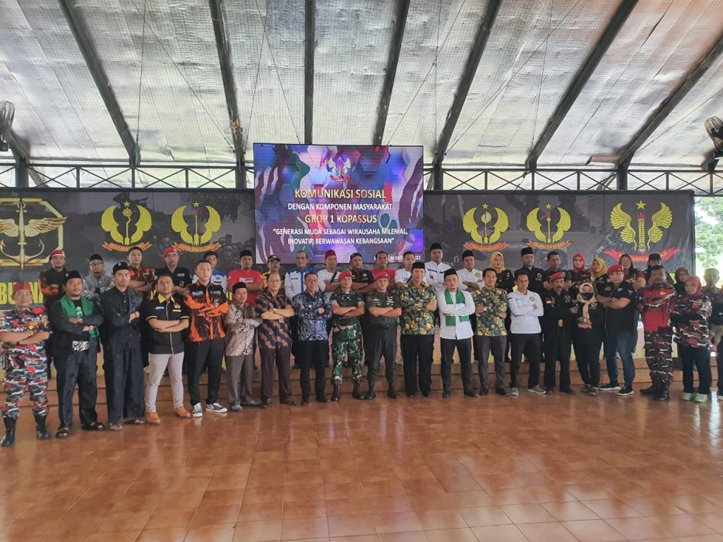 Grup 1 Kopasus Berdialog dengan Masyarakat