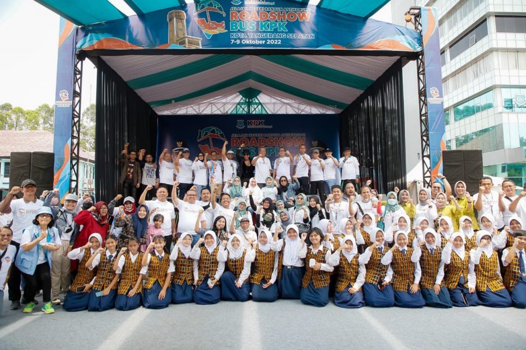 Roadshow Bus KPK Berjalan Sukses, Pemkot Tangsel Diapresiasi KPK