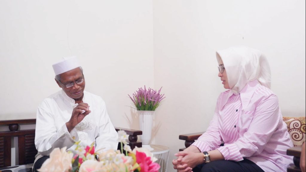 Silaturahmi ke Ulama di Kabupaten Serang, Airin Diberi Pesan dan Doa
