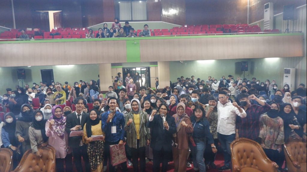 Airin Ajak Mahasiswa Untirta Berinovasi untuk Bangsa