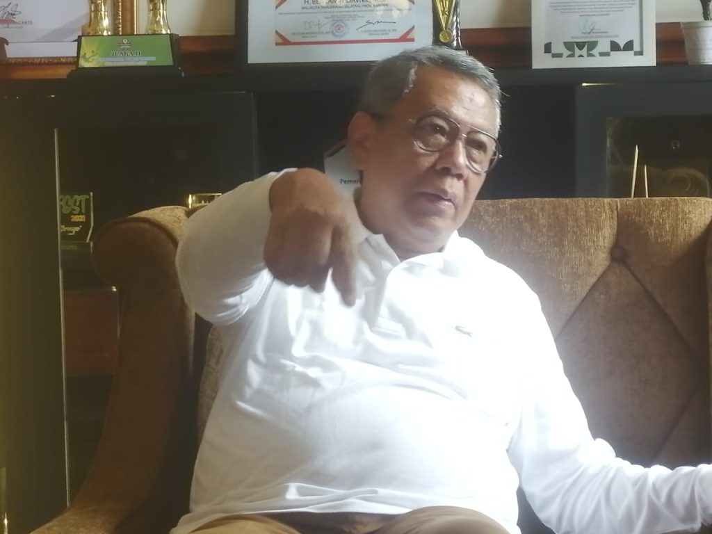 Jelang Akhir Tahun, Walikota Tangsel Perintahkan Parkir Mobil Dinas