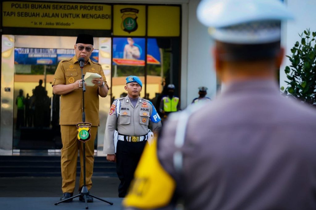 Operasi Keselamatan Jaya Dimulai, Wali Kota Tangsel Pimpin Apel Gelar Pasukan