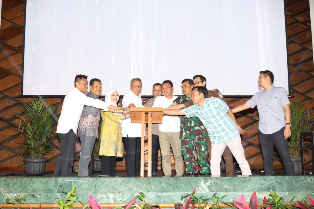 Tingkatkan Kepedulian Lingkungan, Benyamin Luncurkan Ajang Tangsel Green And Clean 2023