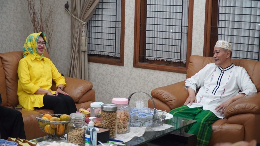 Embay Mulya Syarief: Doa dan Rasa Sayang untuk Airin