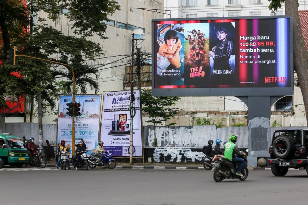 Revisi Perda Reklame, Reklame di Jalan Kota Bandung Akan Ditertibkan