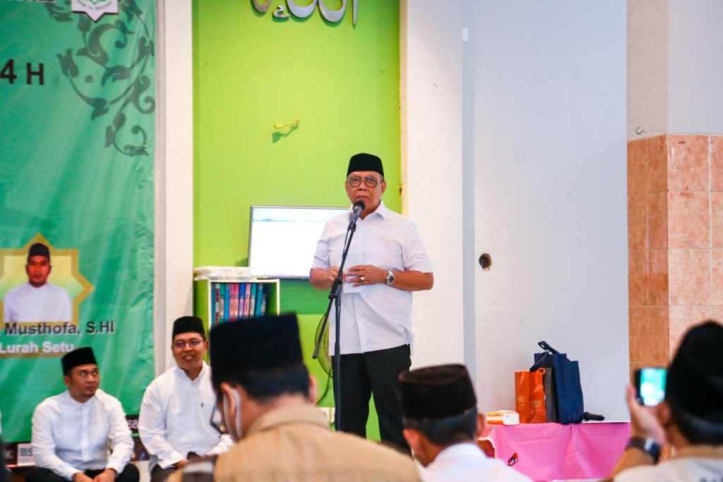 Safari Ramadan, Walikota Tangsel Ajak Warga Jaga Inflasi dengan Tidak Konsumtif