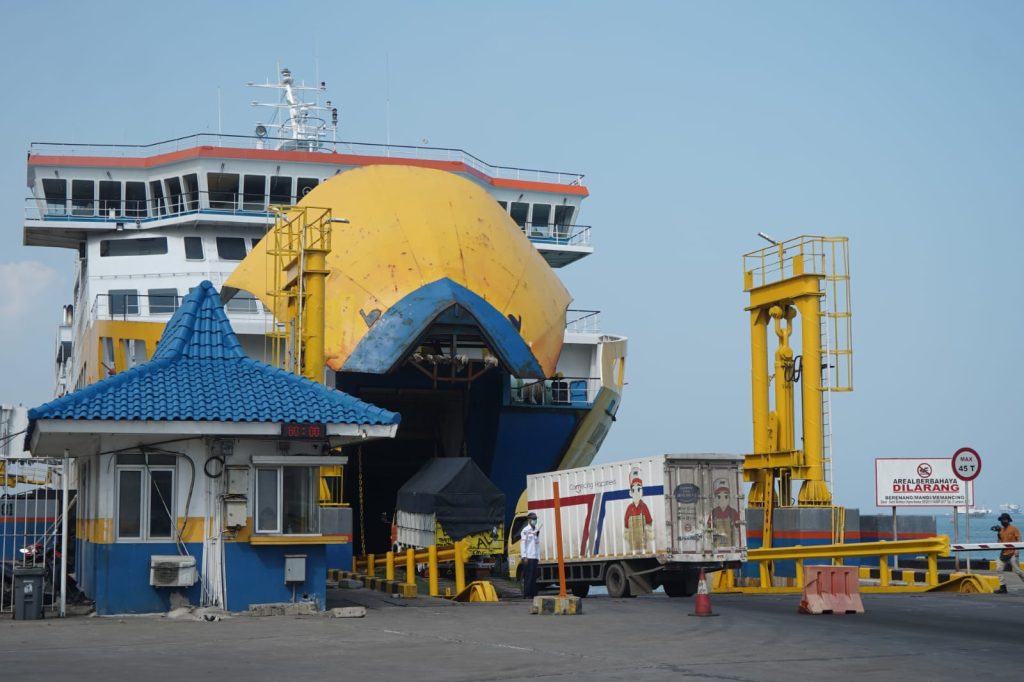 H-10 Lebaran, Trafik Truk Logistik Mulai Meningkat dari Jawa menuju Sumatera