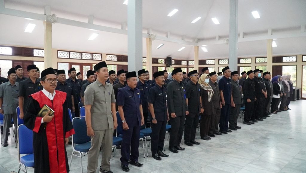 Optimalkan Pelayanan Kepada Masyarakat, Plh Sekda Pandeglang Lantik Sejumlah Pejabat Struktural dan Fungsional