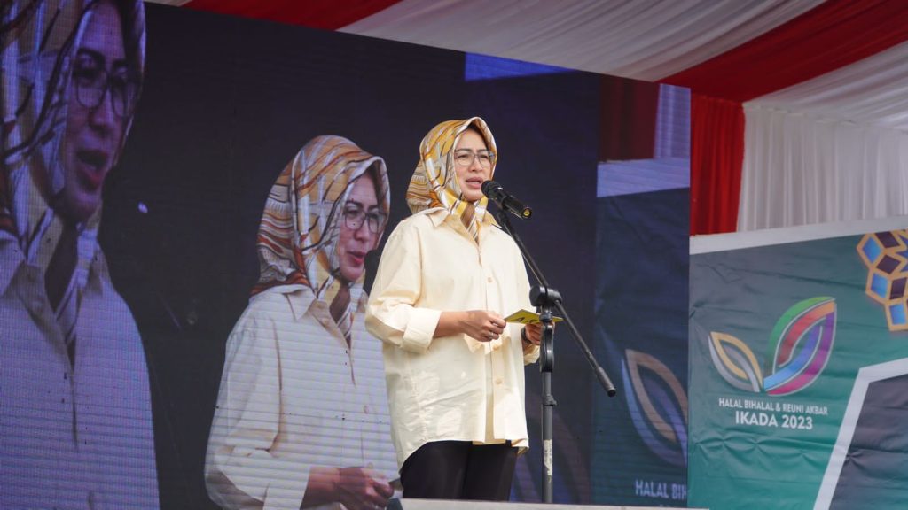 Airin Sebut Pondok Pesantren Memiliki Peran Penting Melahirkan Generasi Unggul dalam Menyambut Indonesia Emas 2045