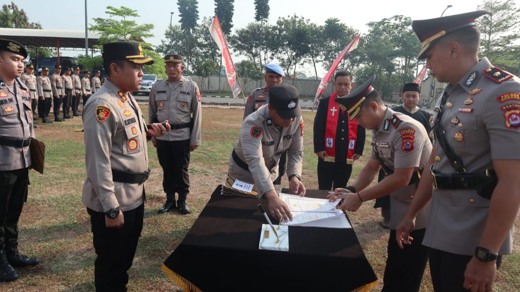 Sejumlah Pejabat Polres Serang Lakukan Sertijab