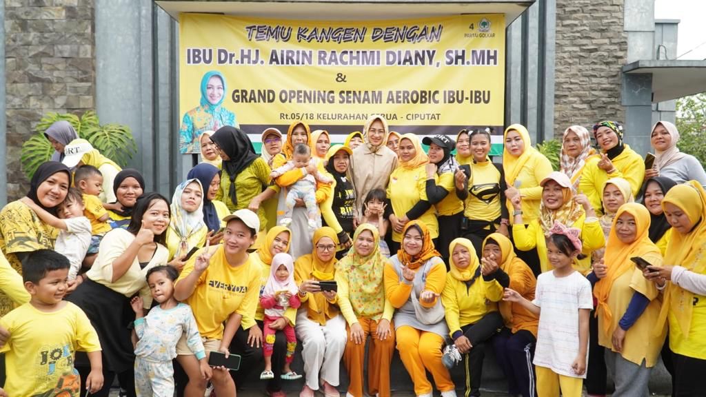 Hadir di Kegiatan Senam Warga, Airin Gaungkan Hidup Sehat Lewat Olahraga