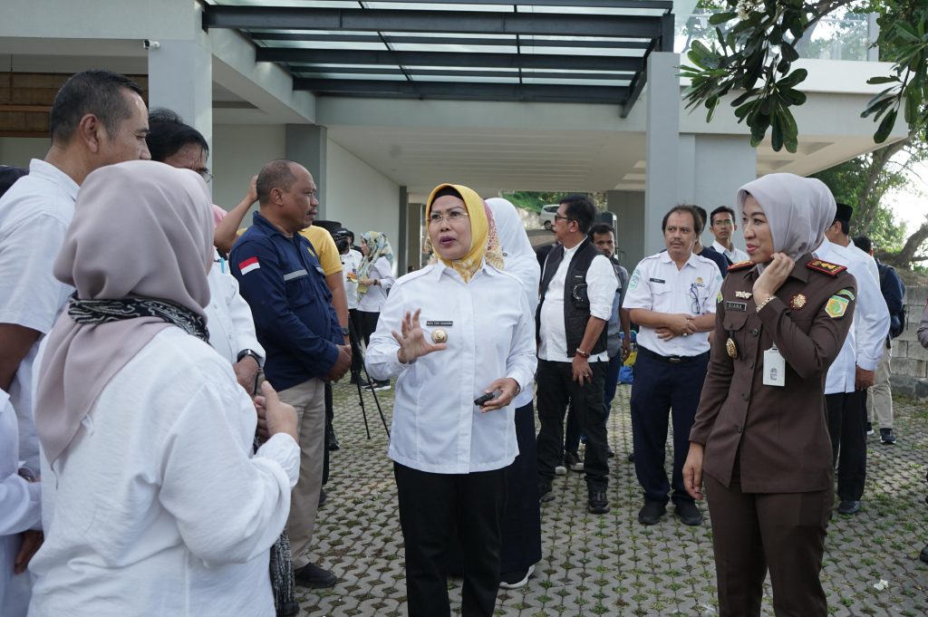 Bupati Serang Pastikan Pantai Anyer-Cinangka Aman untuk Berwisata