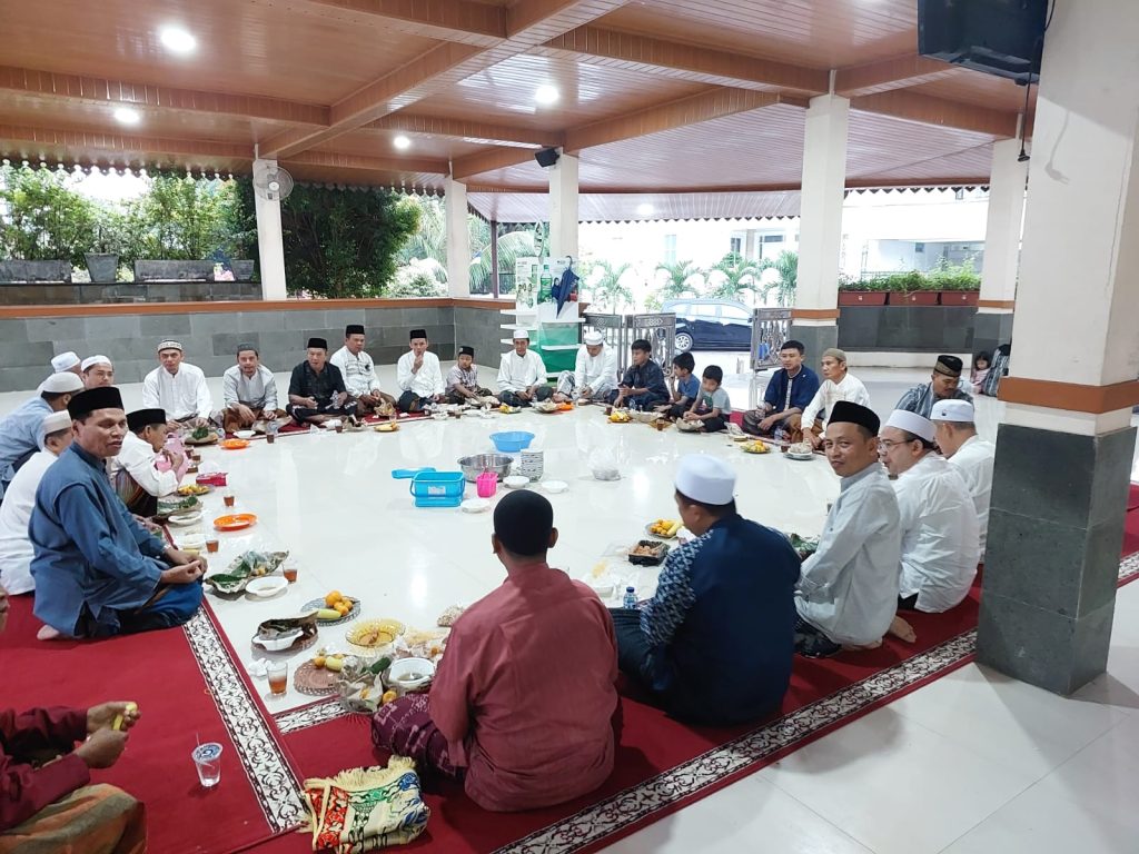 Halal Bil Halal DKM Babul Hidayah: Menjalin Persaudaraan se Iman