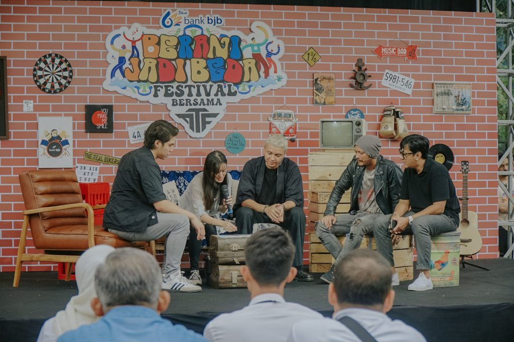 bank bjb Sukseskan Berani Jadi Beda Festival Bersama Andre Taulany and Friend (ATF)