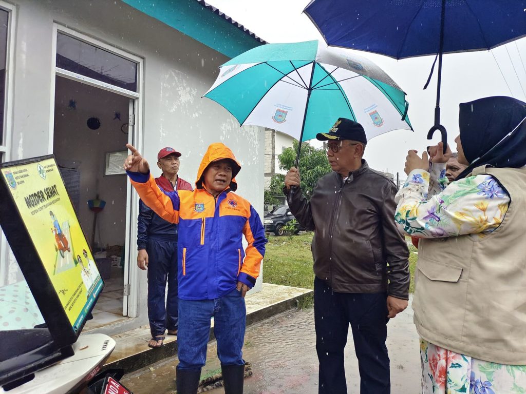 Cisadane Meluap, Walikota Benyamin Pastikan Bantuan Terdistribusi ke Masyarakat