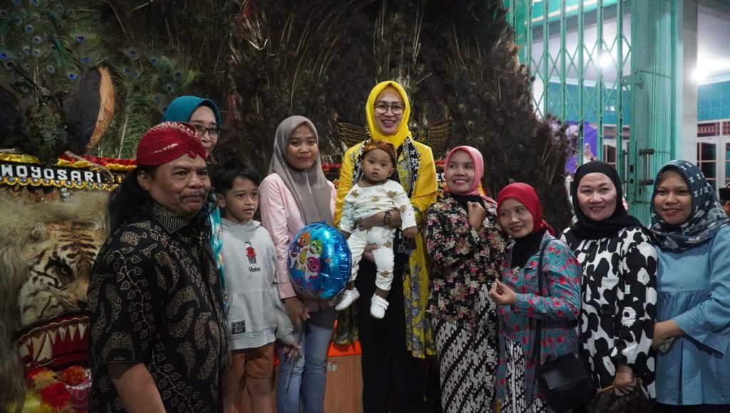 Airin Apresiasi Pergelaran Seni Kampung Jawa Wadassari
