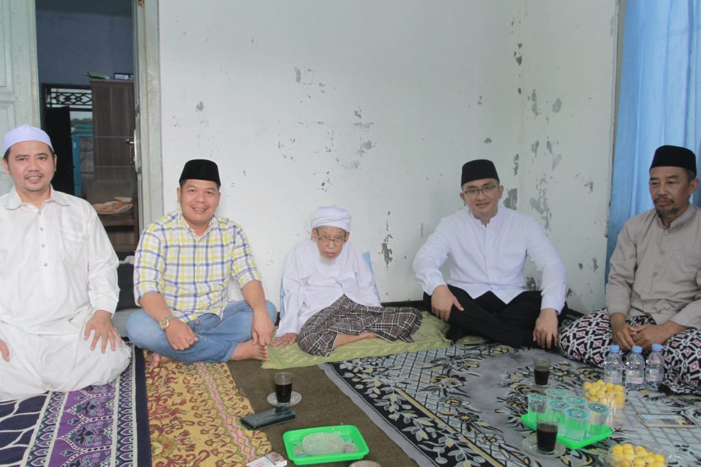 Andika Hazrumy Banjir Dukungan dan Restu Ulama di Pilkada Kabupaten Serang