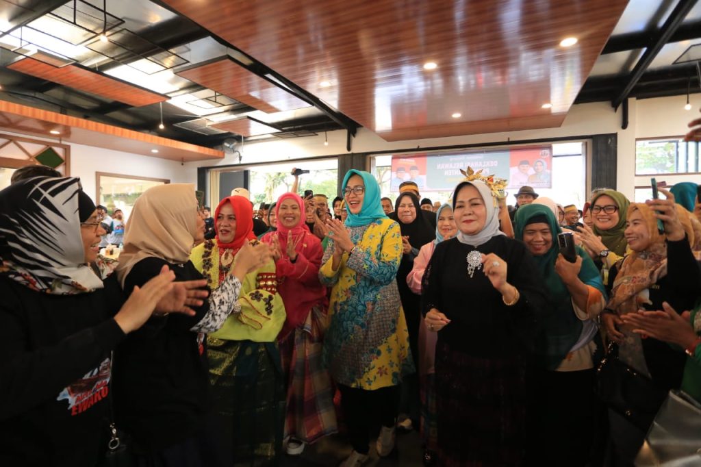 Relawan Phinisi: Airin Pemimpin yang Mencintai Keberagaman